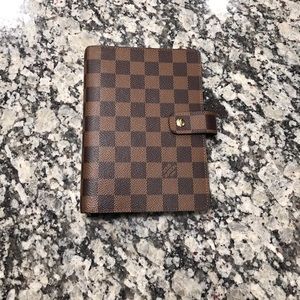 Louis Vuitton Agenda MM